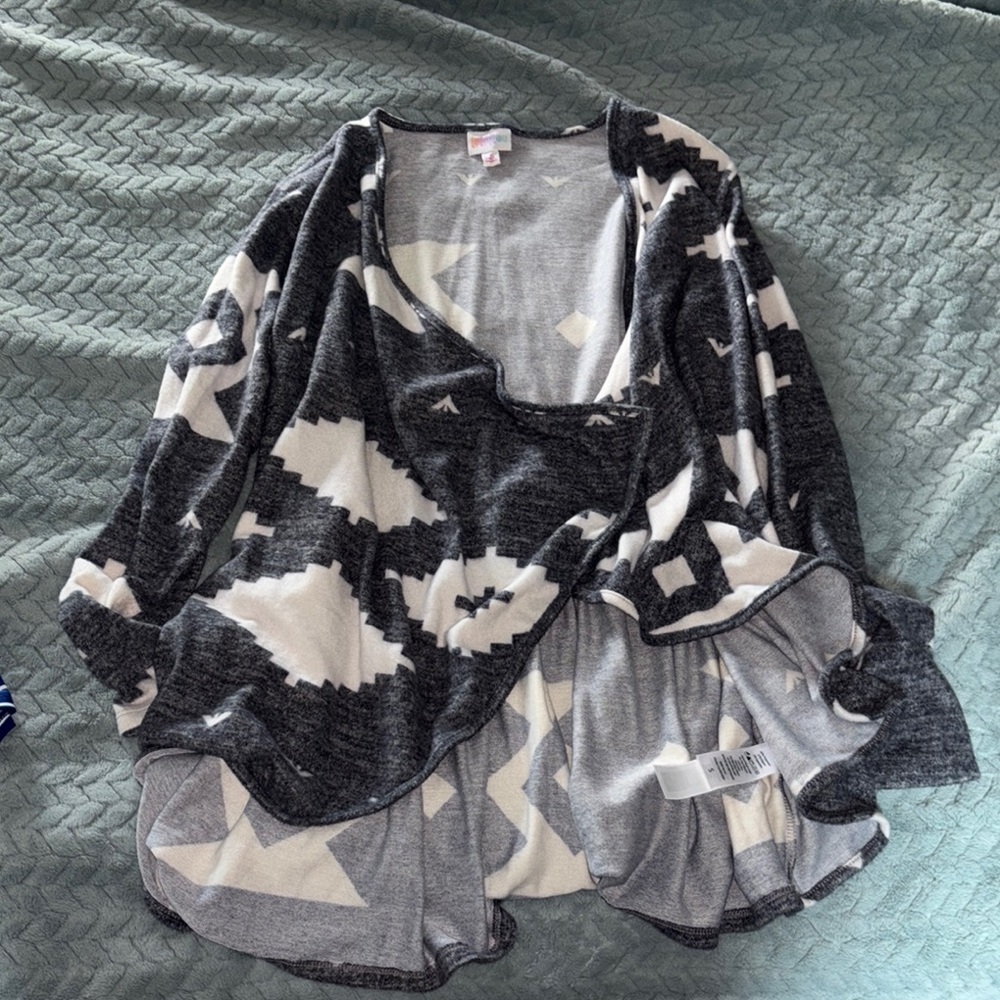 Lularoe Nanette ruffled overlay